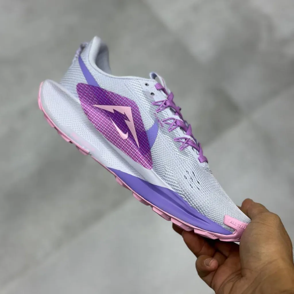 نایک ریکت پگاسوس تریل ۵ نقره ای بنفش صورتی Nike React Pegasus Trail 5 - تصویر 2