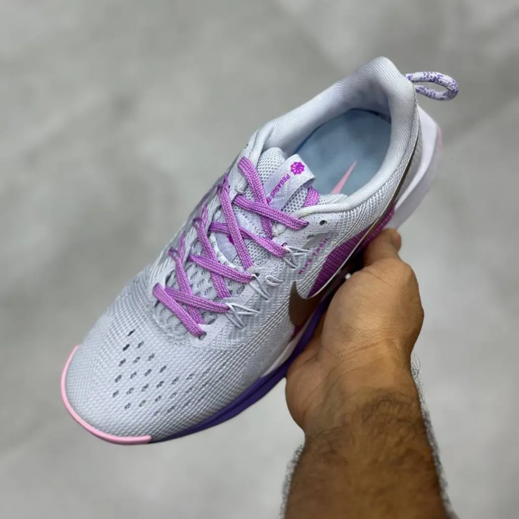 نایک ریکت پگاسوس تریل ۵ نقره ای بنفش صورتی Nike React Pegasus Trail 5 - تصویر 4