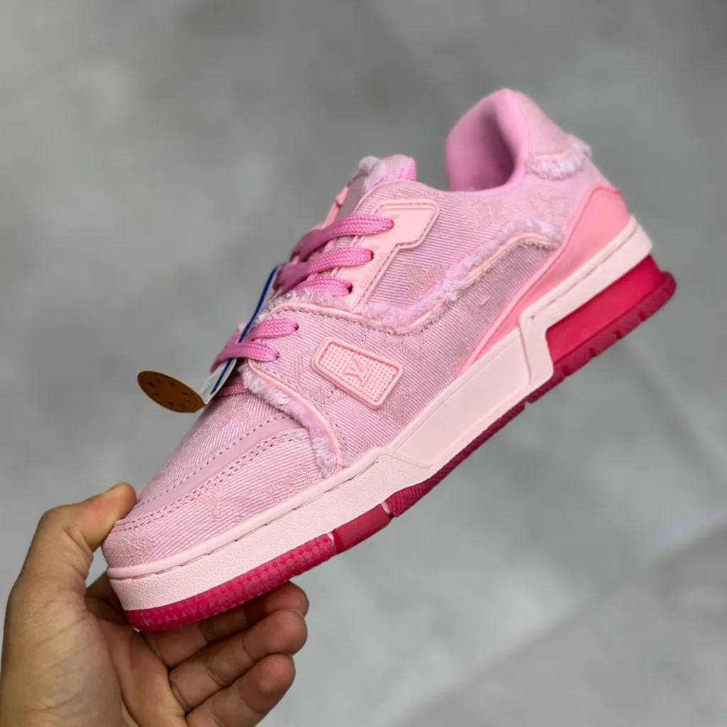 لویی ویتون ترینر صورتی Louis Vuitton LV Trainer لویی ویتون ترینر صورتی Louis Vuitton LV Trainer - تصویر 3
