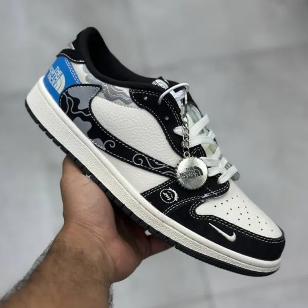 نایک ایر جردن وان لو نورث فیس سفید مشکی نقرهای آبی Nike Air Jordan 1 Low North Face White Black Silver Blue نایک ایر جردن وان لو نورث فیس سفید مشکی نقرهای آبی Nike Air Jordan 1 Low North Face White Black Silver Blue