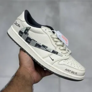 نایک ایر جردن وان لو دیور کرم طوسی تیره Nike Air Jordan 1 Dior Dark Grey Cream نایک ایر جردن وان لو دیور کرم طوسی تیره Nike Air Jordan 1 Dior Dark Grey Cream