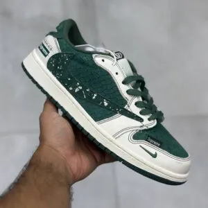 نایک ایر جردن وان لو سوپریم گوچی سبز تیره و کرم Nike Air Jordan 1 Low Supreme Gucci Dark Green and Cream نایک ایر جردن وان لو سوپریم گوچی سبز تیره و کرم Nike Air Jordan 1 Low Supreme Gucci Dark Green and Cream