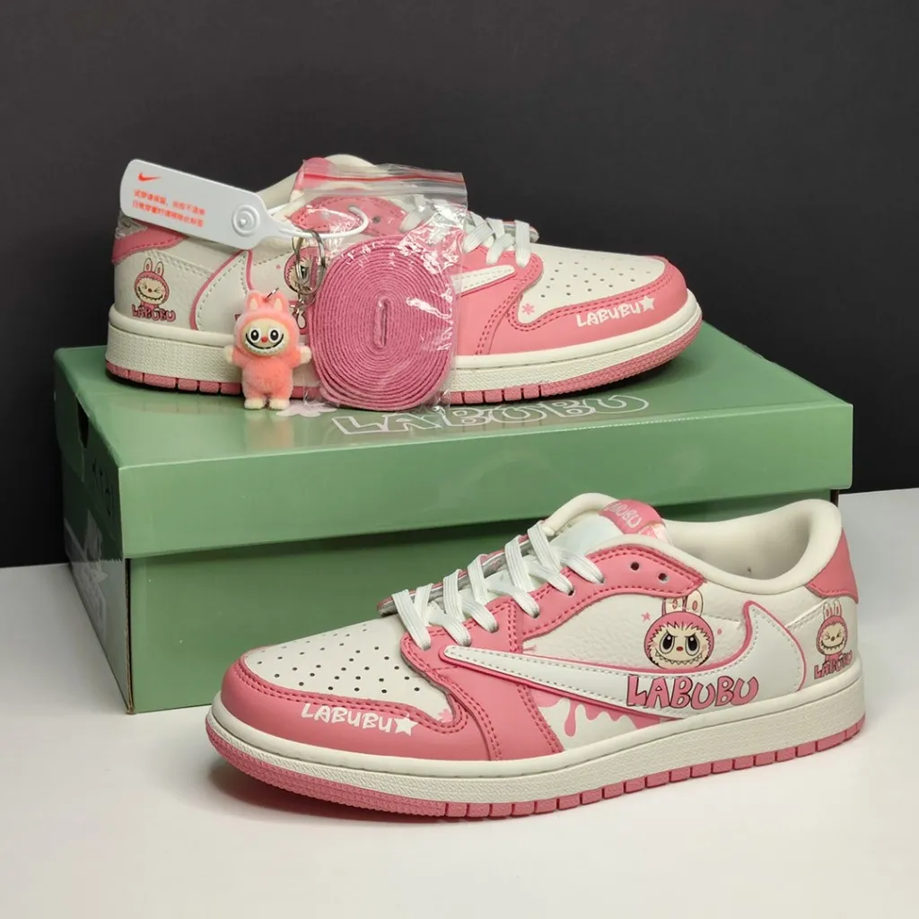 جردن وان لو لبوبو کرم صورتی Jordan 1 Low Labubu Cream Pink - تصویر 2