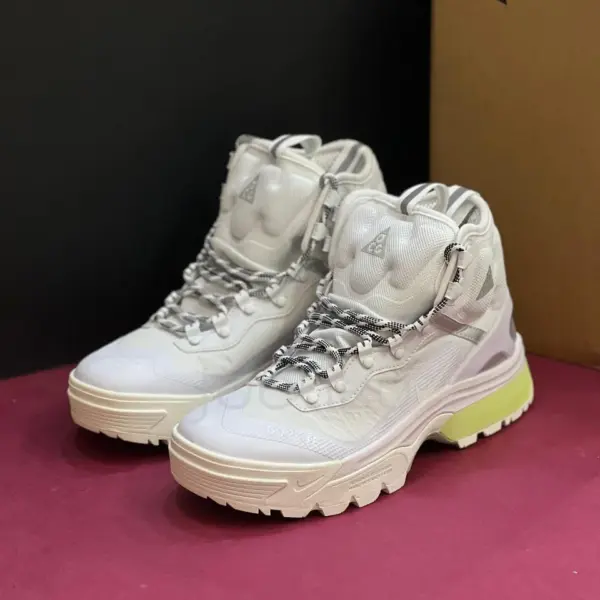 نایک ای سی جی ایر زوم گایادوم گورتکس سامیت سفید Nike ACG Air Zoom Gaiadome Gore-Tex Summit White نایک ای سی جی ایر زوم گایادوم گورتکس سامیت سفید Nike ACG Air Zoom Gaiadome Gore-Tex Summit White