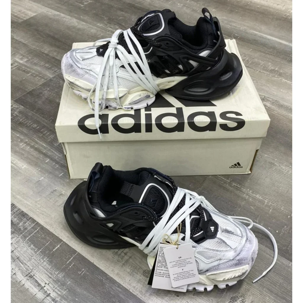 آدیداس رانر اکس ال جی دیلاکس سفید مشکی adidas XLG Runner Deluxe White Black - تصویر 2