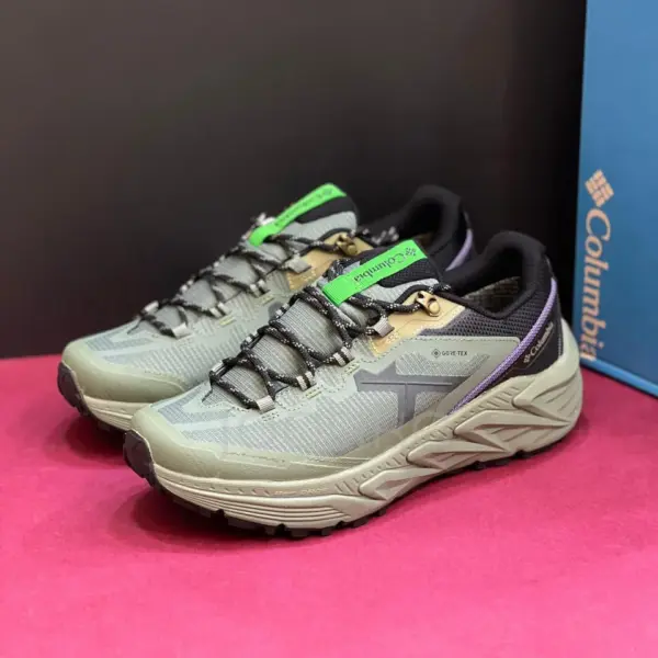 کلمبیا ویبرام مگا گریپ گورتکس سبز مایل به طوسی Columbia Vibram Mega Grip Gore-Tex کلمبیا ویبرام مگا گریپ گورتکس سبز مایل به طوسی Columbia Vibram Mega Grip Gore-Tex