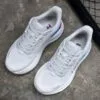 هوکا باندی 9 طوسی سفید رنگی Hoka Bondi 9 Cosmic Grey White Mesh 1162012-CYWH هوکا باندی 9 طوسی سفید رنگی Hoka Bondi 9 Cosmic Grey White Mesh 1162012-CYWH - تصویر 3