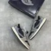 نایک ایر جردن وان لو دیور خاکستری Nike Air Jordan 1 Low Dior Grey Black نایک ایر جردن وان لو دیور خاکستری Nike Air Jordan 1 Low Dior Grey Black - تصویر 2