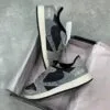 نایک ایر جردن وان لو دیور خاکستری Nike Air Jordan 1 Low Dior Grey Black نایک ایر جردن وان لو دیور خاکستری Nike Air Jordan 1 Low Dior Grey Black - تصویر 4
