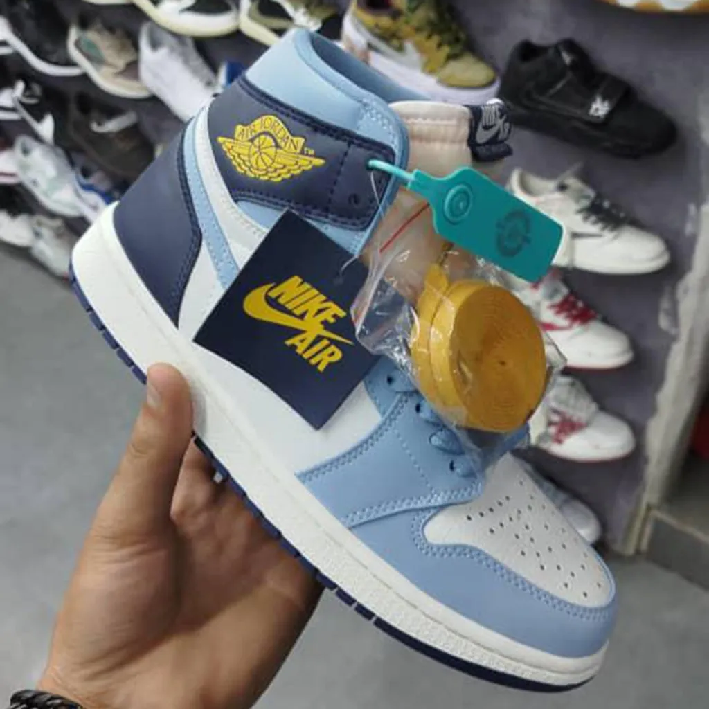 جردن وان های فرست این فلایت Jordan 1 High OG First in Flight MSTR جردن وان های فرست این فلایت Jordan 1 High OG First in Flight MSTR - تصویر 4