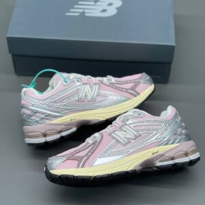 کفش نیوبالانس ۱۹۰۶R صورتی نقرهای New Balance 1906R Rose Sugar Silver کفش نیوبالانس ۱۹۰۶R صورتی نقرهای New Balance 1906R Rose Sugar Silver