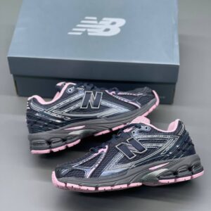 کفش نیوبالانس ۱۹۰۶R سرمهای صورتی New Balance 1906R Pink Taffy کفش نیوبالانس ۱۹۰۶R سرمهای صورتی New Balance 1906R Pink Taffy