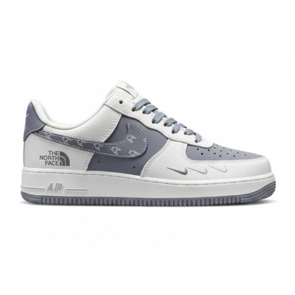 نایک ایرفورس وان نورث فیس طوسی سفید استخوانی Nike Air Force 1 The North Face Sail Grey نایک ایرفورس وان نورث فیس طوسی سفید استخوانی Nike Air Force 1 The North Face Sail Grey