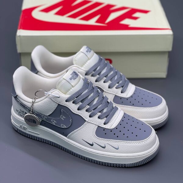 نایک ایرفورس وان نورث فیس طوسی سفید استخوانی Nike Air Force 1 The North Face Sail Grey نایک ایرفورس وان نورث فیس طوسی سفید استخوانی Nike Air Force 1 The North Face Sail Grey