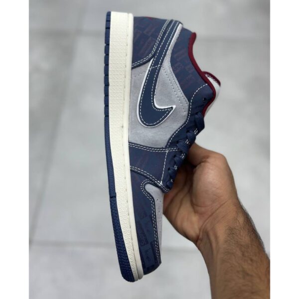 جردن ۱ لو سوپریم سرمهای طوسی Jordan 1 Low Supreme Midnight Navy جردن ۱ لو سوپریم سرمهای طوسی Jordan 1 Low Supreme Midnight Navy