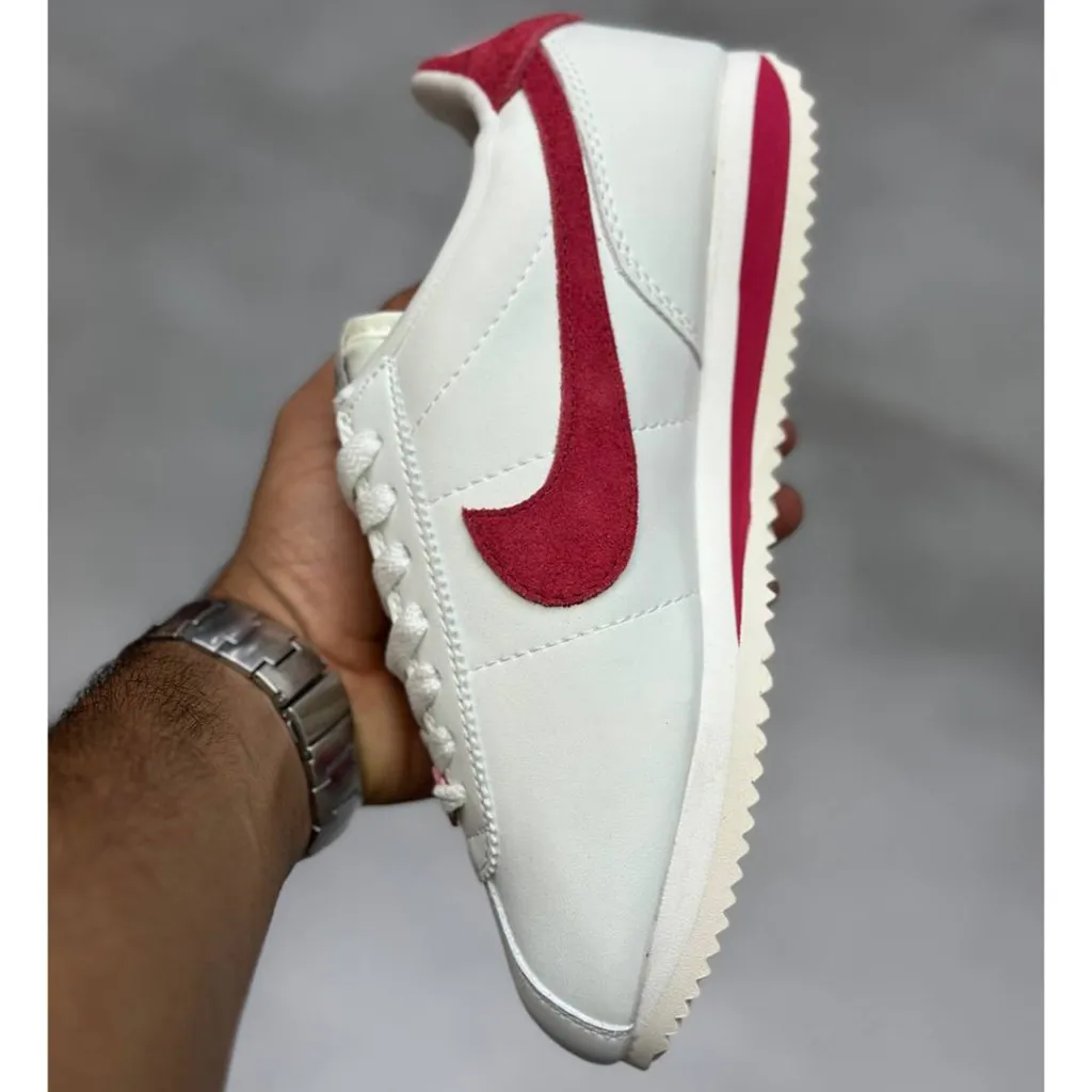 نایک کورتز ولنتاین سفید قرمز Nike Cortez SE Valentine’s Day FZ5167-133 - تصویر 3