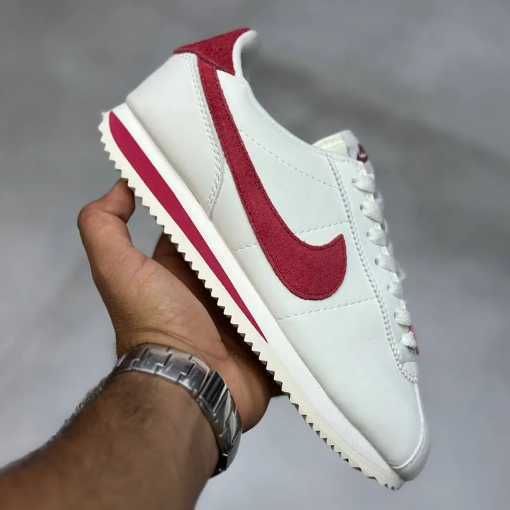 نایک کورتز ولنتاین سفید قرمز Nike Cortez SE Valentine’s Day FZ5167-133 - تصویر 2