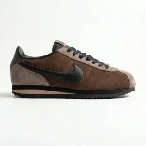 نایک کورتز قهوهای مشکی ولوت Nike Cortez ’23 Velvet Brown FJ5180-200 نایک کورتز قهوهای مشکی ولوت Nike Cortez ’23 Velvet Brown FJ5180-200