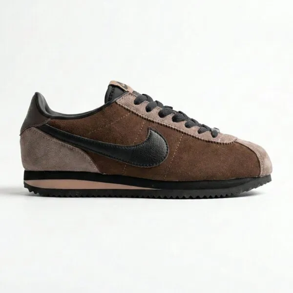 نایک کورتز قهوهای مشکی ولوت Nike Cortez ’23 Velvet Brown FJ5180-200 نایک کورتز قهوهای مشکی ولوت Nike Cortez ’23 Velvet Brown FJ5180-200