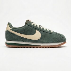 نایک کورتز سبز تیره کرم Nike Cortez Vintage Green Gum FJ2530-301 نایک کورتز سبز تیره کرم Nike Cortez Vintage Green Gum FJ2530-301