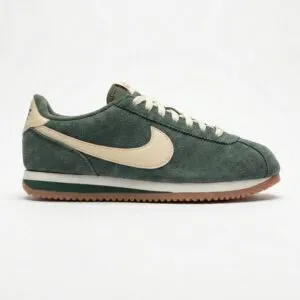 نایک کورتز سبز تیره کرم Nike Cortez Vintage Green Gum FJ2530-301 نایک کورتز سبز تیره کرم Nike Cortez Vintage Green Gum FJ2530-301