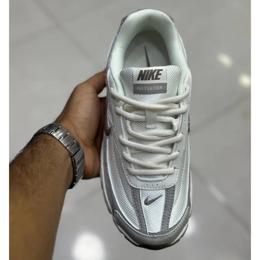 نایک اینیشیتور سفید خاکستری قهوه‌ای Nike Initiator Phantom Light Bone Sail Brown IB4339-001 - تصویر 4