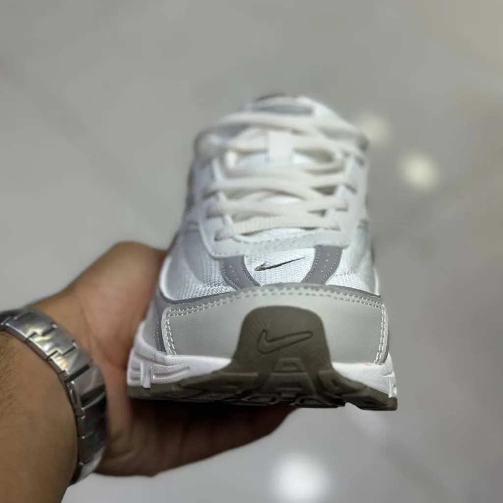 نایک اینیشیتور سفید خاکستری قهوه‌ای Nike Initiator Phantom Light Bone Sail Brown IB4339-001 - تصویر 7