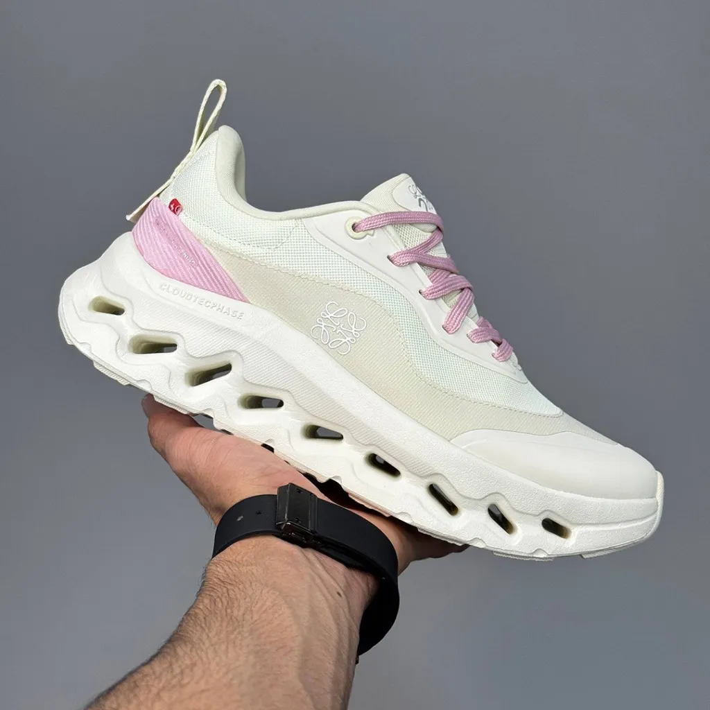 کتونی آن رانینگ کلودتیلت سفید صورتی On Running Cloudtilt 2 LOEWE White Pink - تصویر 2