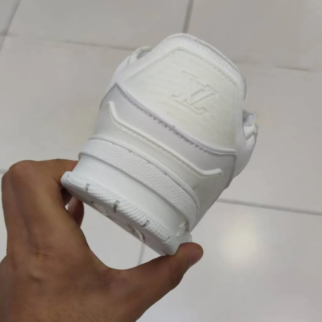 لویی ویتون ترینر سفید Louis Vuitton LV Trainer White لویی ویتون ترینر سفید Louis Vuitton LV Trainer White - تصویر 6