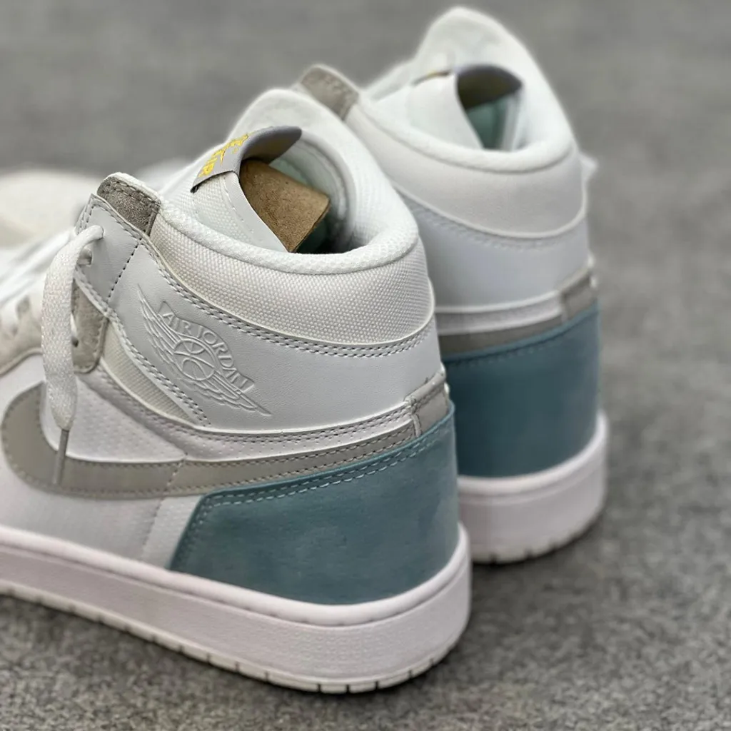 جردن وان پاریس ساقدار Jordan 1 High Paris جردن وان پاریس ساقدار Jordan 1 High Paris - تصویر 6