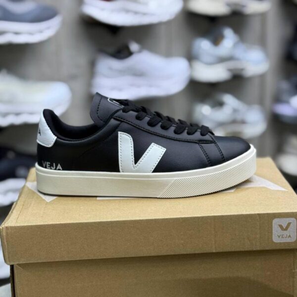 وجا کمپو مشکی سفید Veja Campo Black White