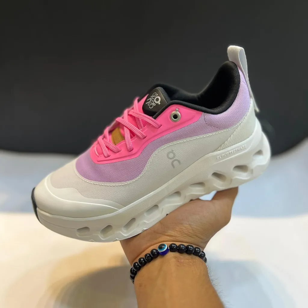 کتونی آن رانینگ کلودتیلت سفید بنفش صورتی On Running Cloudtilt 2 LOEWE Pink White - تصویر 3