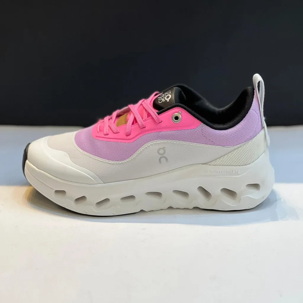 کتونی آن رانینگ کلودتیلت سفید بنفش صورتی On Running Cloudtilt 2 LOEWE Pink White - تصویر 2