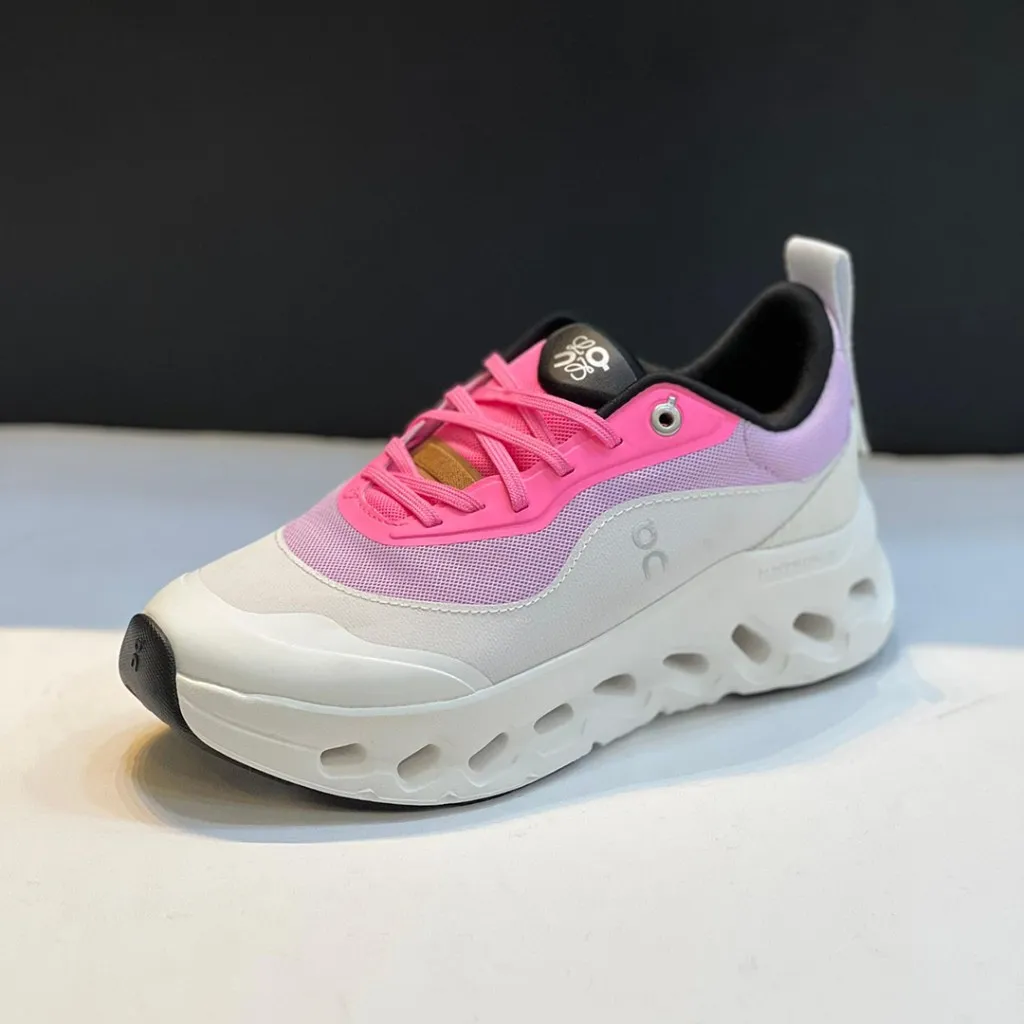 کتونی آن رانینگ کلودتیلت سفید بنفش صورتی On Running Cloudtilt 2 LOEWE Pink White - تصویر 4