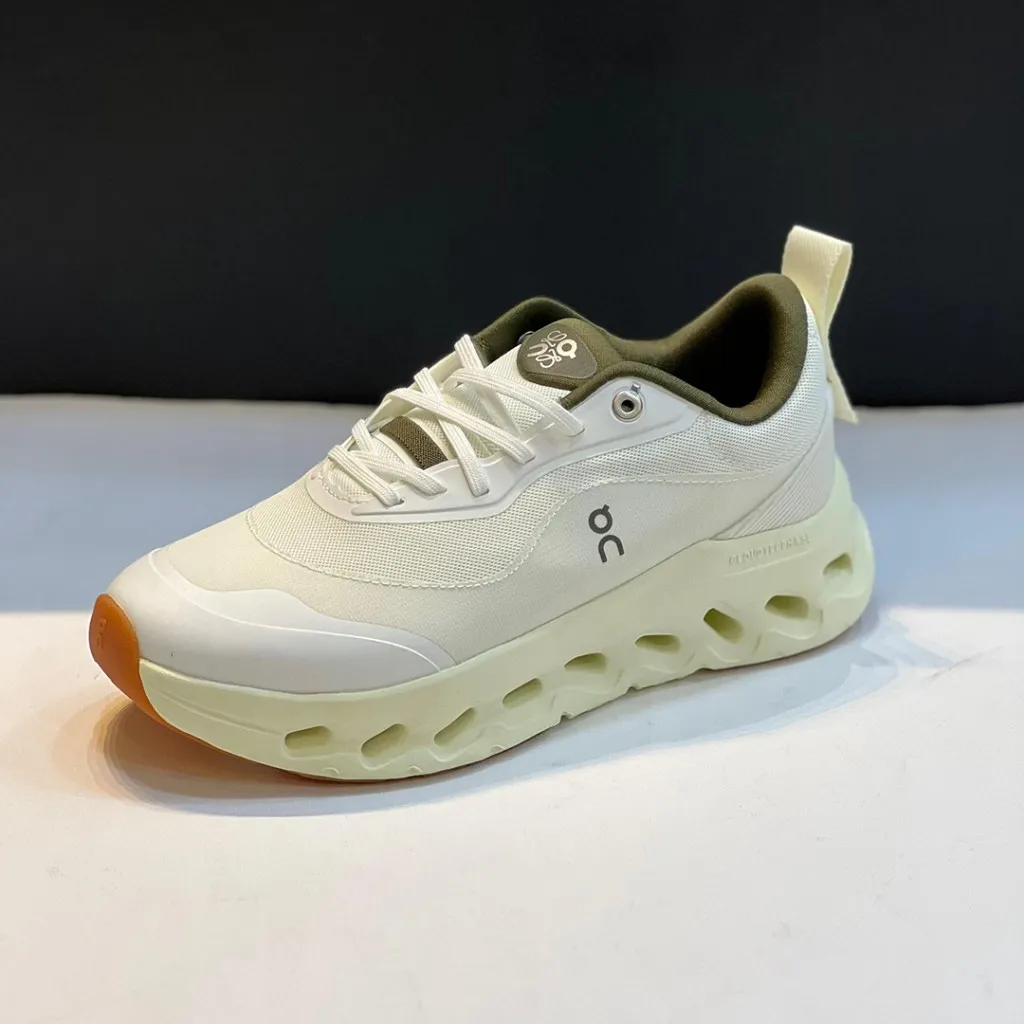 کتونی آن رانینگ کلودتیلت سفید زیتونی On Running Cloudtilt 2 LOEWE White Khaki 3ME10693507 کتونی آن رانینگ کلودتیلت سفید زیتونی On Running Cloudtilt 2 LOEWE White Khaki 3ME10693507 - تصویر 2