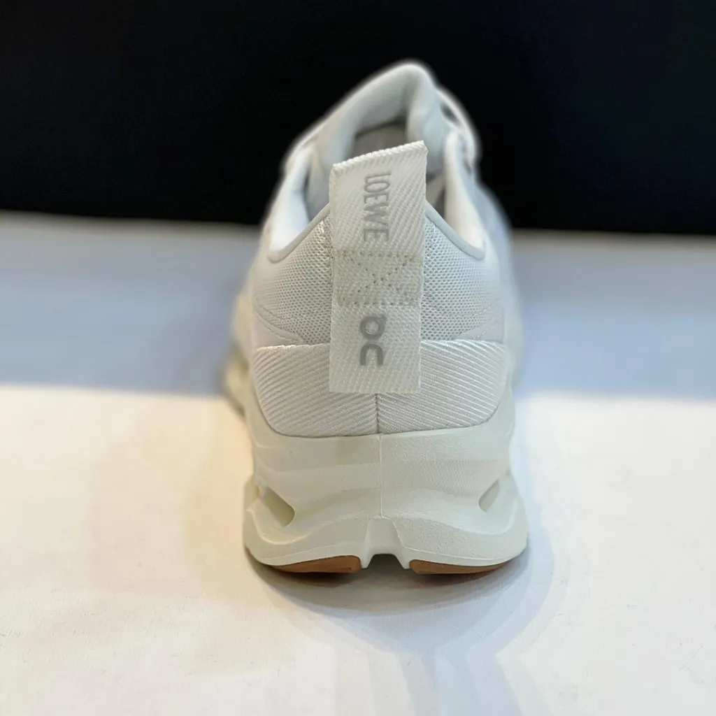 کتونی آن رانینگ کلودتیلت لووه سفید On Running Cloudtilt 2 LOEWE All White 3ME10690108 کتونی آن رانینگ کلودتیلت لووه سفید On Running Cloudtilt 2 LOEWE All White 3ME10690108 - تصویر 4