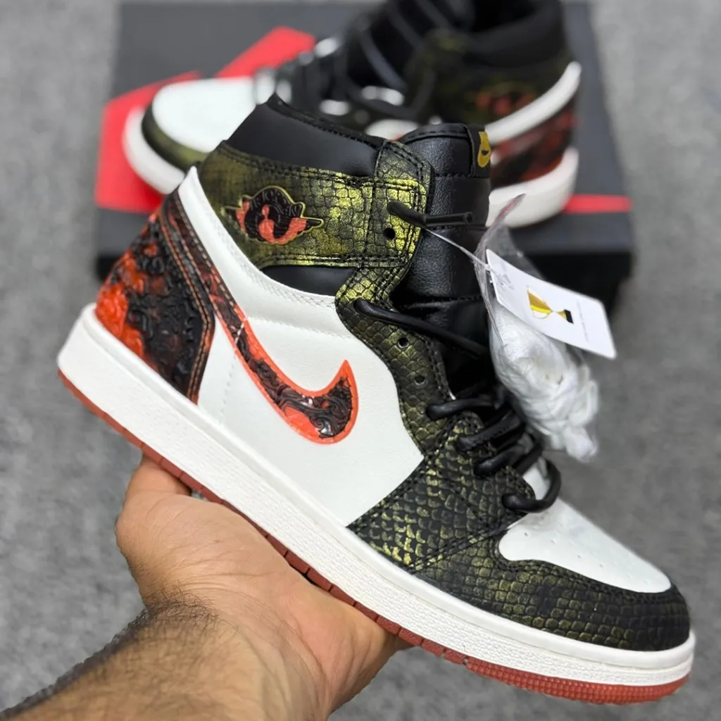 Jordan 1 Retro High OG Xuanwu Year of the Snake Jordan 1 Retro High OG Xuanwu Year of the Snake - تصویر 2