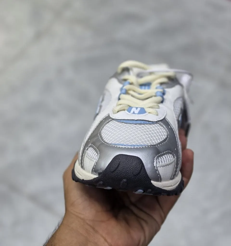 نیوبالانس 204 ال سیلور سفید آبی New Balance 204L U204LSWC نیوبالانس 204 ال سیلور سفید آبی New Balance 204L U204LSWC - تصویر 6