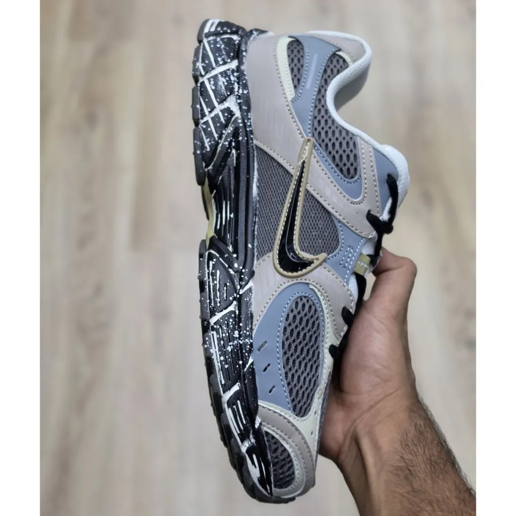 نایک وی فایو آر ان آر طوسی بژ مشکی Nike V5 RNR - تصویر 3