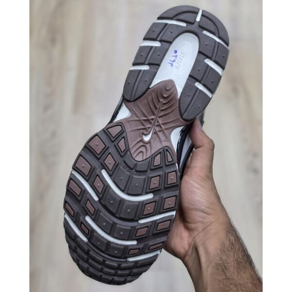 نایک وی فایو آر ان آر سفید شیری نقره‌ای Nike V5 RNR