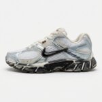 نایک وی فایو آر ان آر سفید شیری نقره‌ای Nike V5 RNR