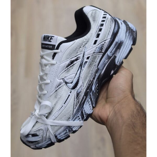 نایک اینیشیتور سفید مشکی کاستوم Nike Initiator نایک اینیشیتور سفید مشکی کاستوم Nike Initiator