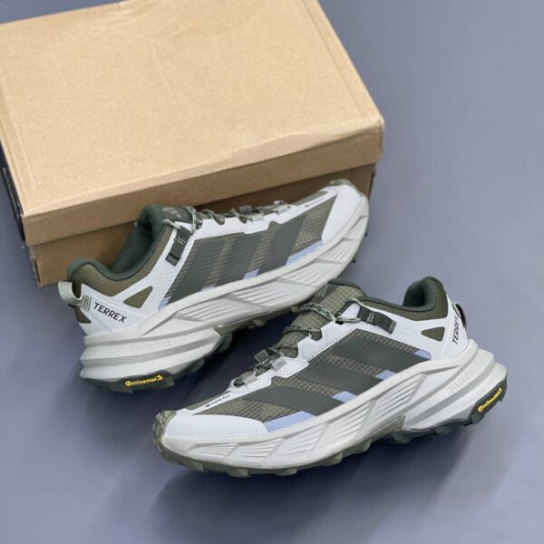 آدیداس ترکس فریهایکر اسال گورتکس طوسی زیتونی Terrex Freehiker SL GORE-TEX آدیداس ترکس فریهایکر اسال گورتکس طوسی زیتونی Terrex Freehiker SL GORE-TEX