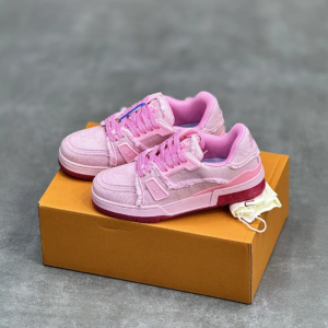 کفش لویی ویتون ترینر صورتی لی Louis Vuitton Trainer Pink Lee کفش لویی ویتون ترینر صورتی لی Louis Vuitton Trainer Pink Lee