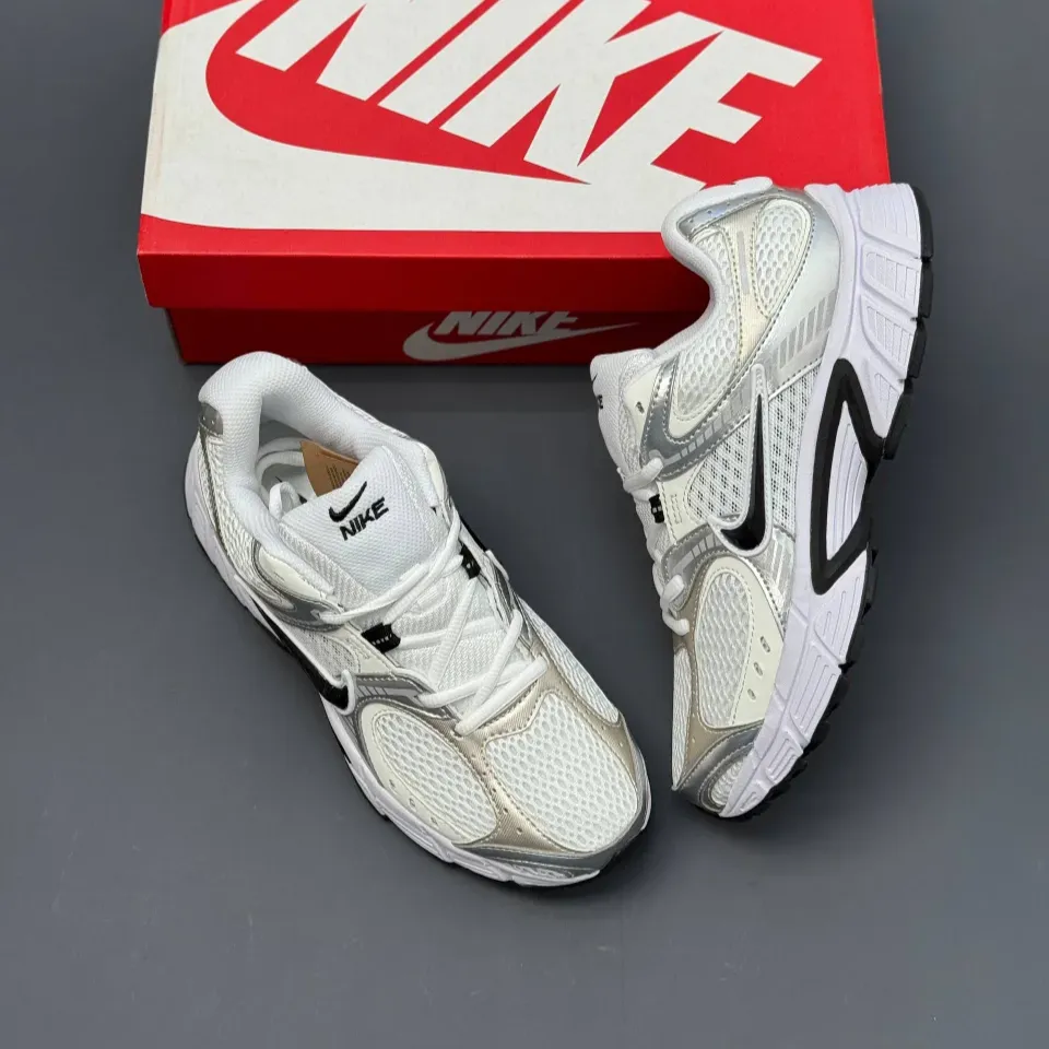 کفش نایک وی فایو کی ران سفید مشکی Nike V5K Run White Black کفش نایک وی فایو کی ران سفید مشکی Nike V5K Run White Black - تصویر 6