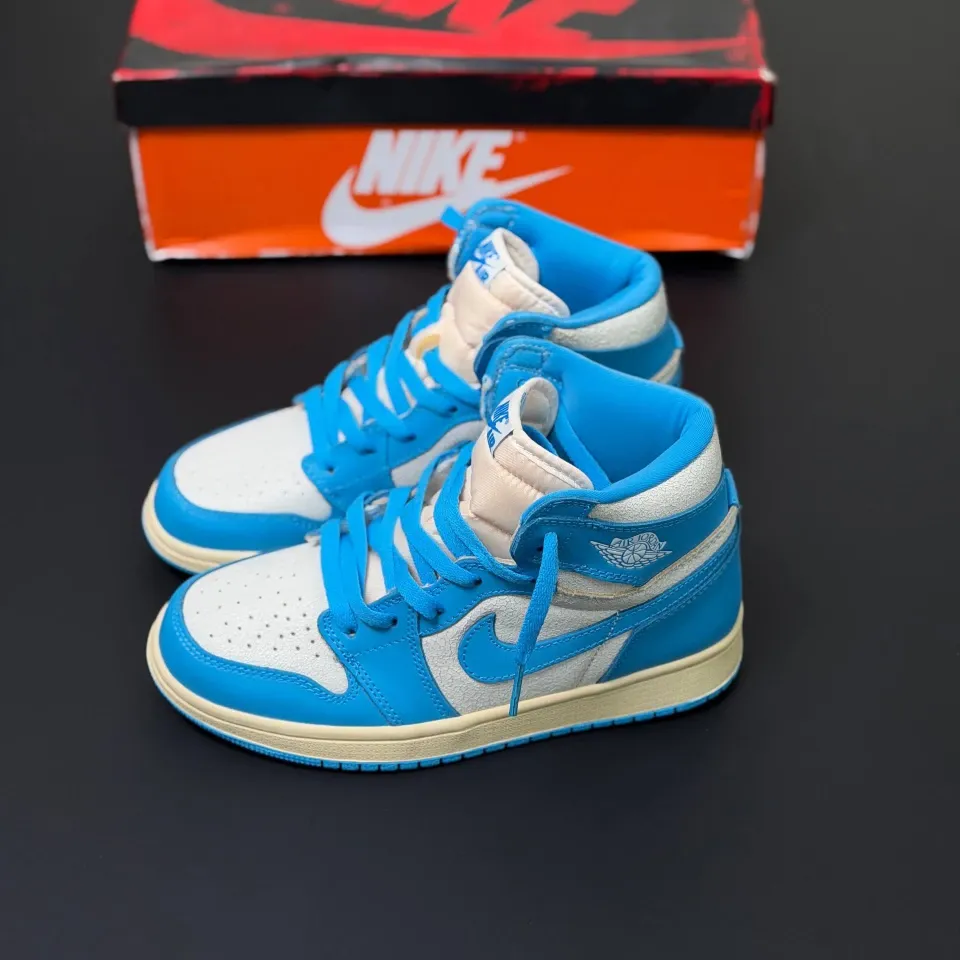 کفش نایک ایر جردن وان ساقدار یو ان سی ریمجیند آبی Nike Air Jordan 1 High UNC Reimagined Blue - تصویر 3