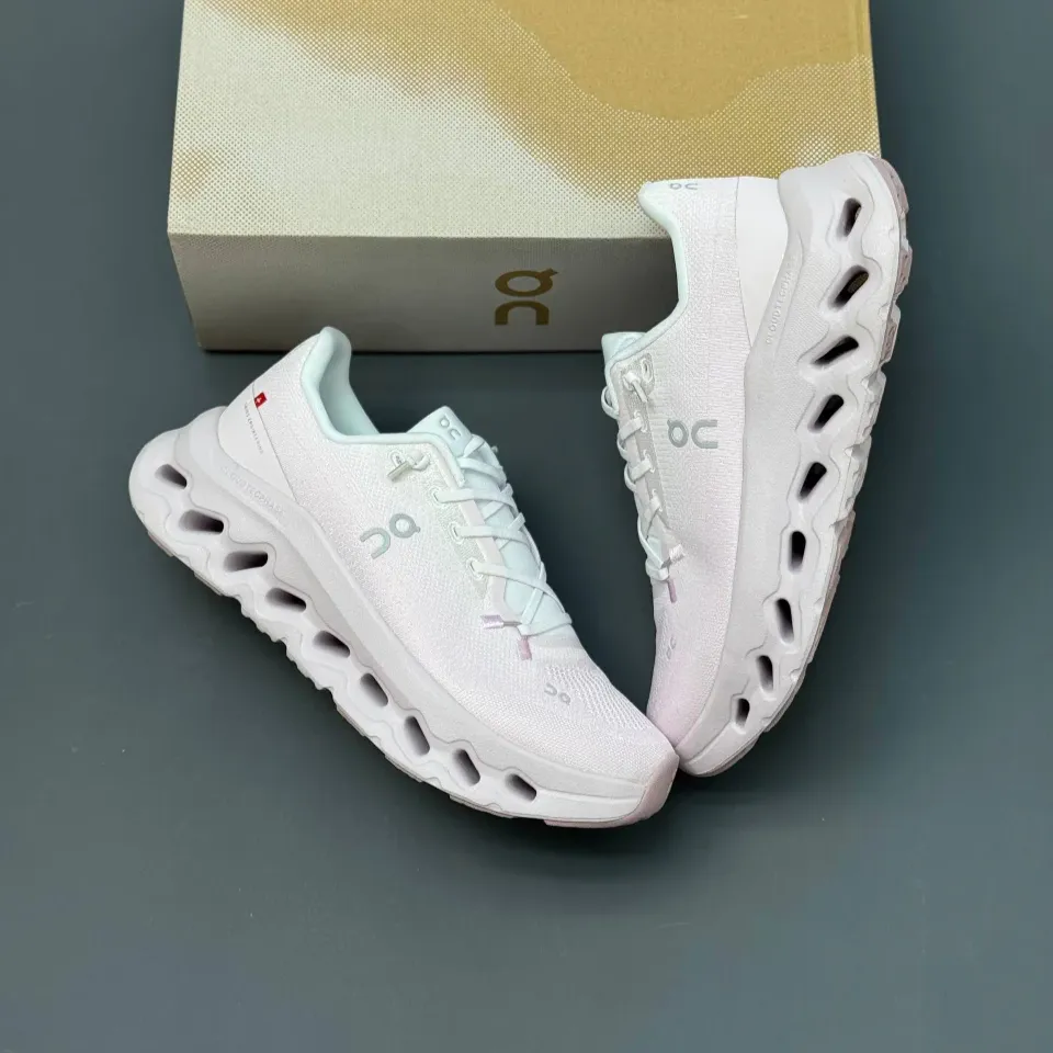 کفش آن رانینگ QC Loewe Cloudtilt یاسی سفید On Running QC Loewe Cloudtilt Lilac White - تصویر 2