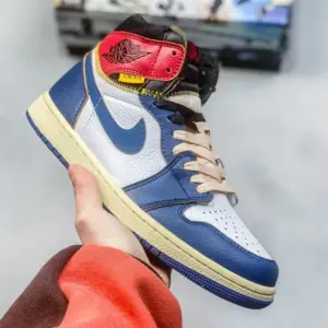 جردن وان یونیون لس آنجلس استورم بلو Jordan 1 Retro High Union Los Angeles Storm Blue جردن وان یونیون لس آنجلس استورم بلو Jordan 1 Retro High Union Los Angeles Storm Blue