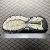 بالنسیاگا ترک Balenciaga Track.2 Beige بالنسیاگا ترک Balenciaga Track.2 Beige