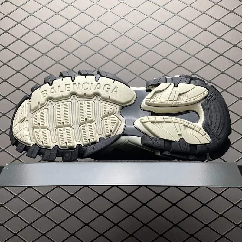 بالنسیاگا ترک Balenciaga Track.2 Beige - تصویر 5
